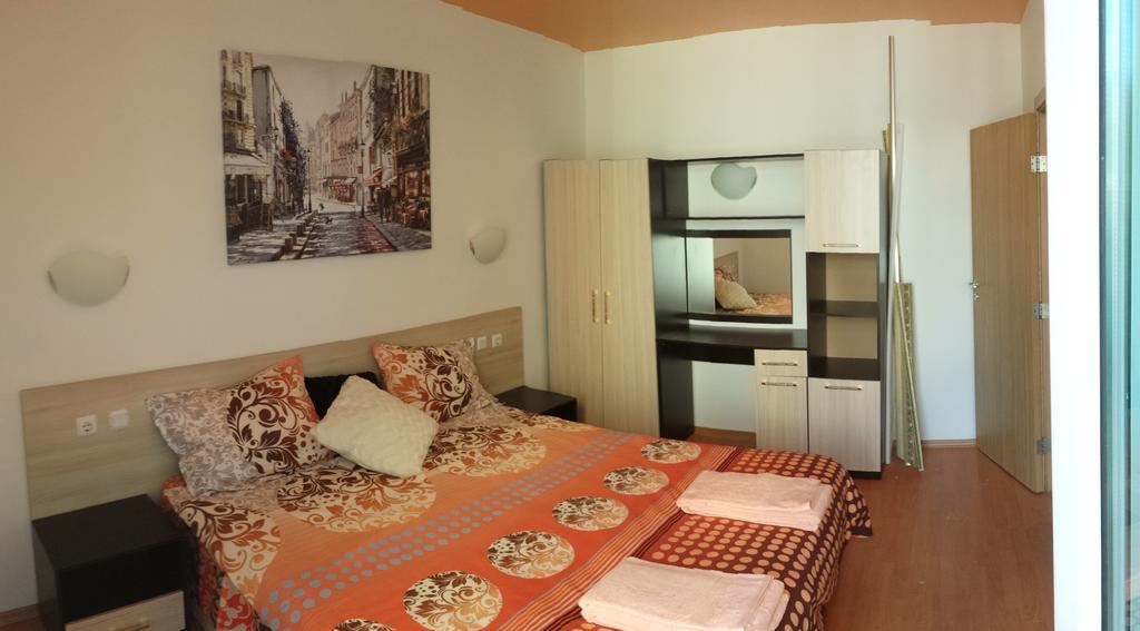 Pollo Resort Mikosta Apartments Sunny Beach Exterior photo